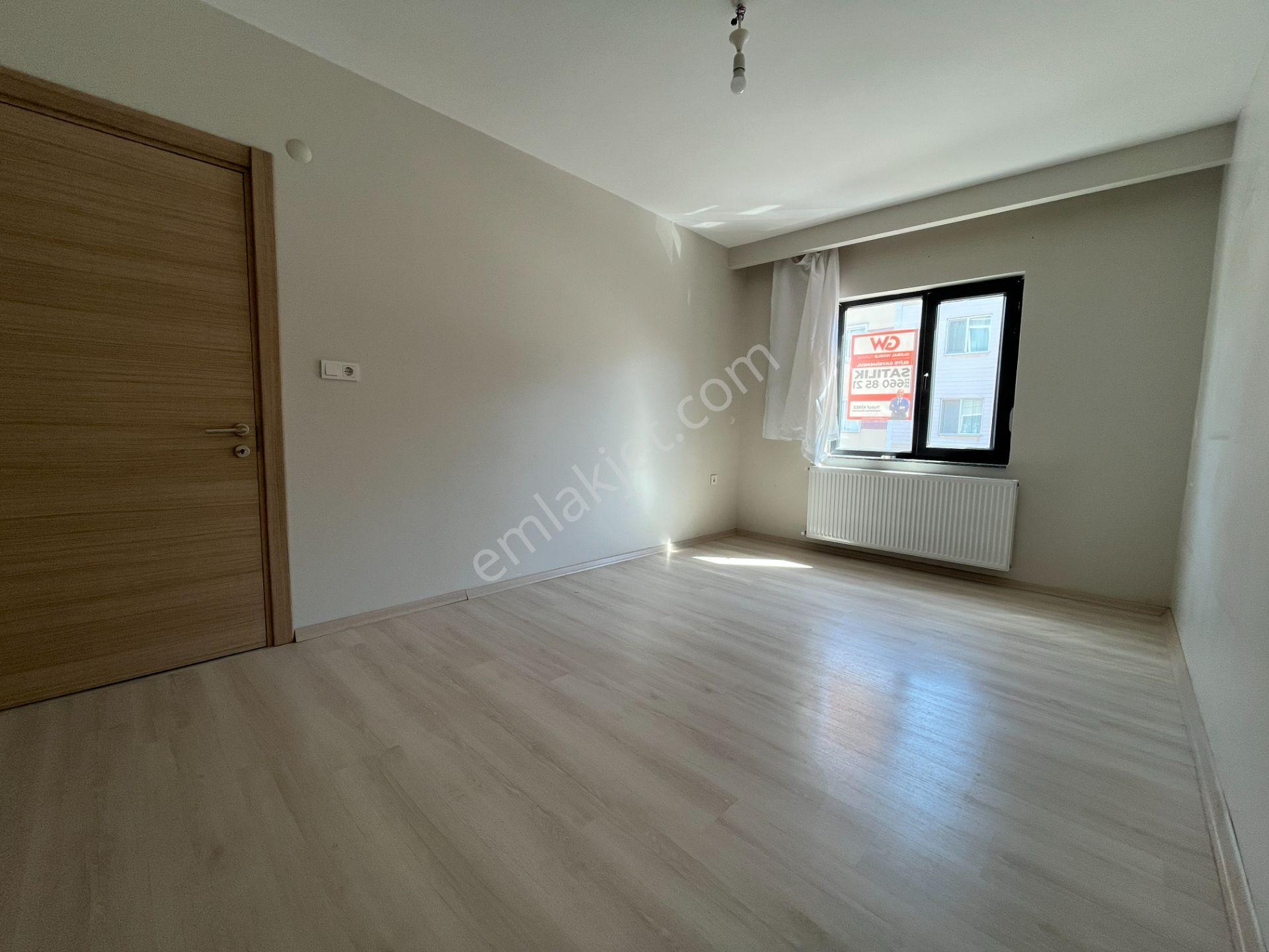 Muradiye Mahallesinde Ebeveyn Banyolu Ve Giyinme Odalı 3+1 Daire - Görsel 7