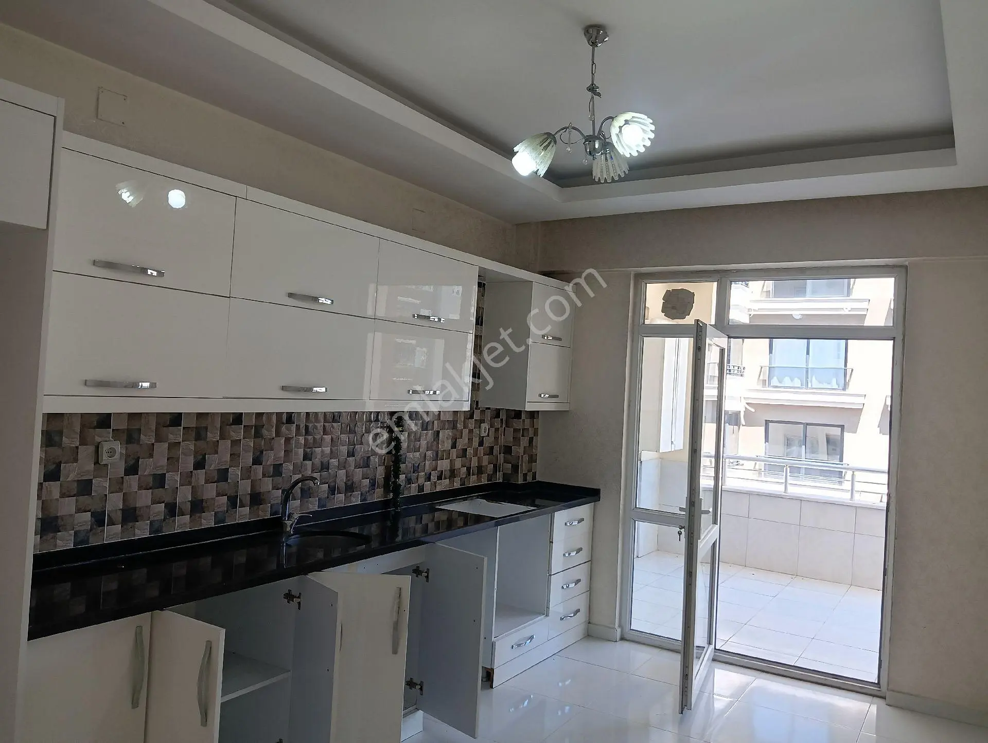 Akyol Gayrimenkul Den Kiralık Daire Fıstıklık Mahlesinde 3+1