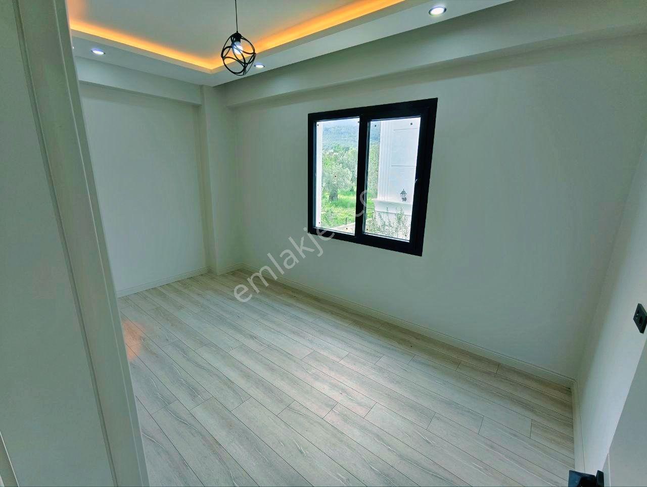 Uytundan Gürede Doğa Manzaralı Yerden Isıtmalı Bahçeli 2+1 Daire - Görsel 8