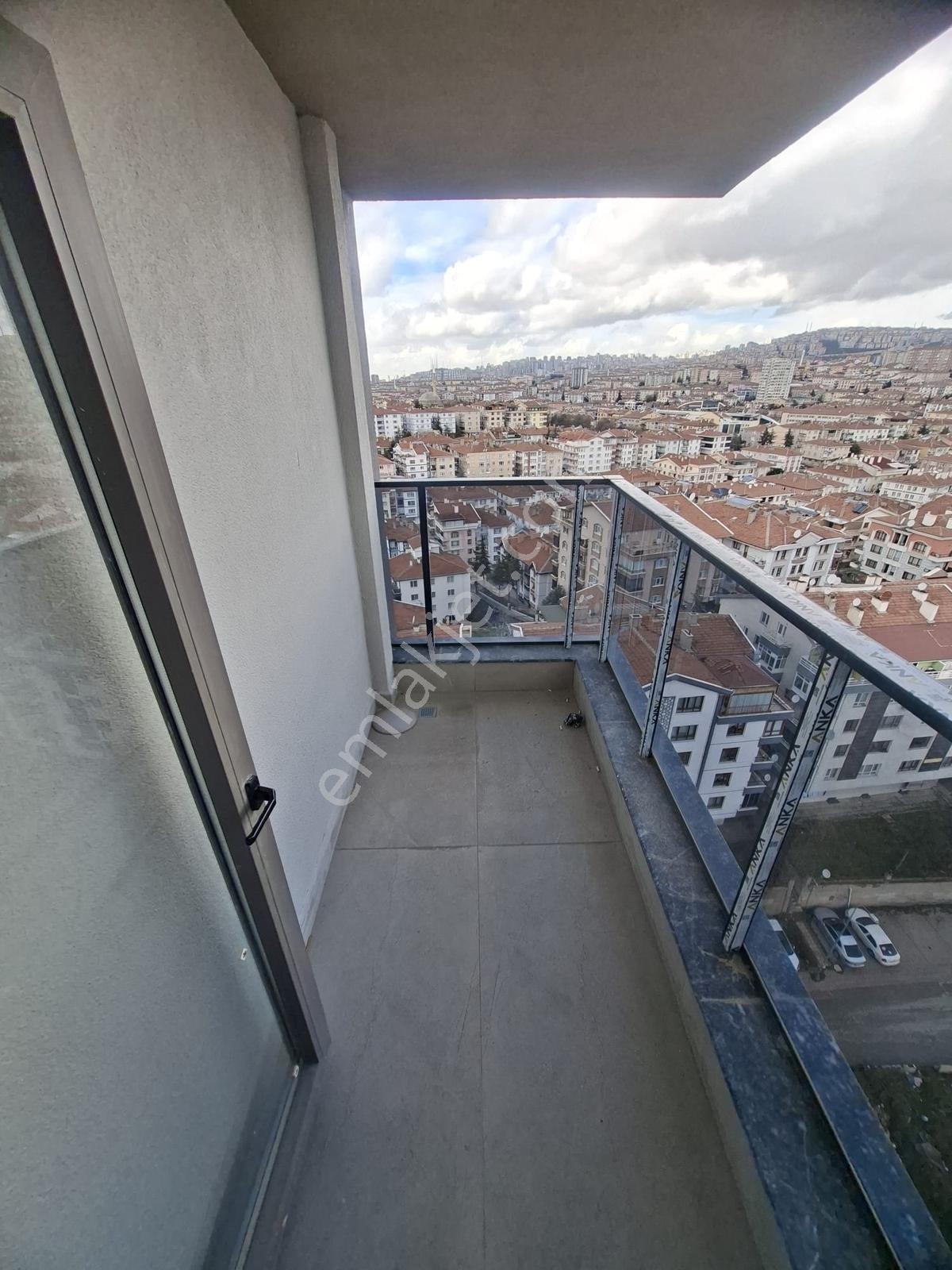 Pozitif Panorama Kulelerinde 3,5+1 150m2 Eşsiz Manzaralı - Görsel 18