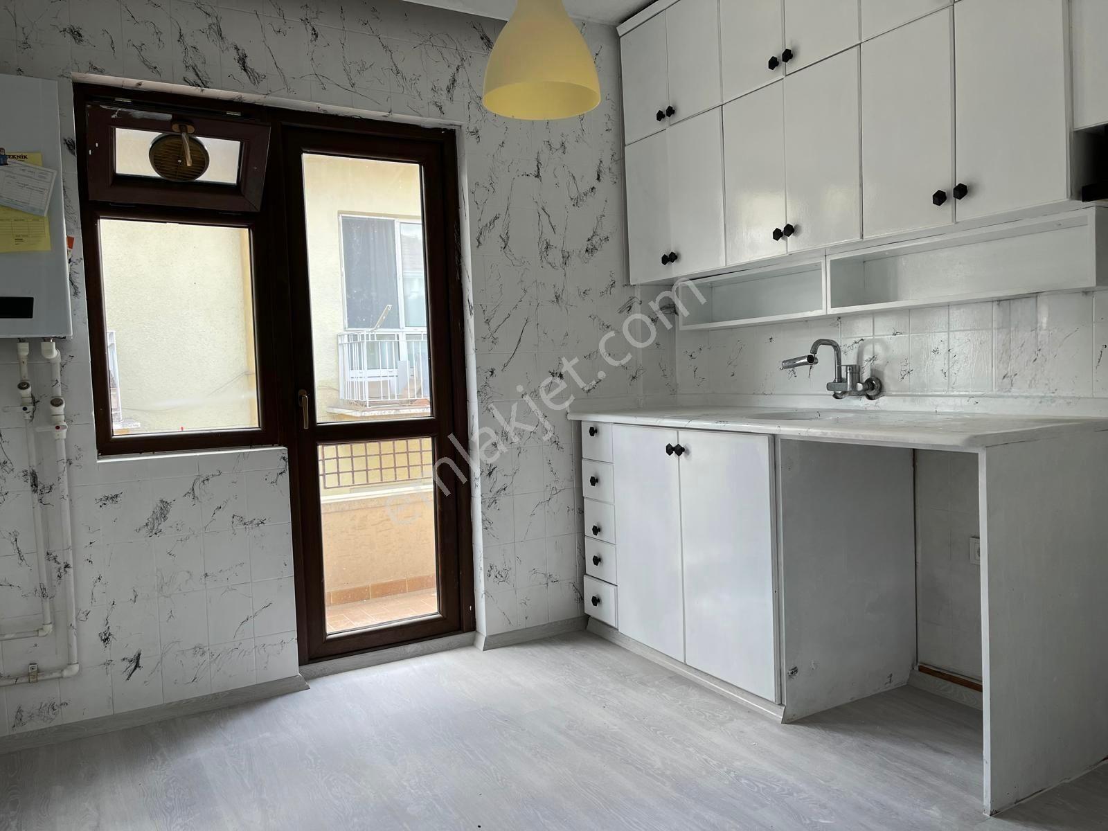 Emek Mahallesi Merkezi Konum 4+1 Kiralık Daire - Görsel 7