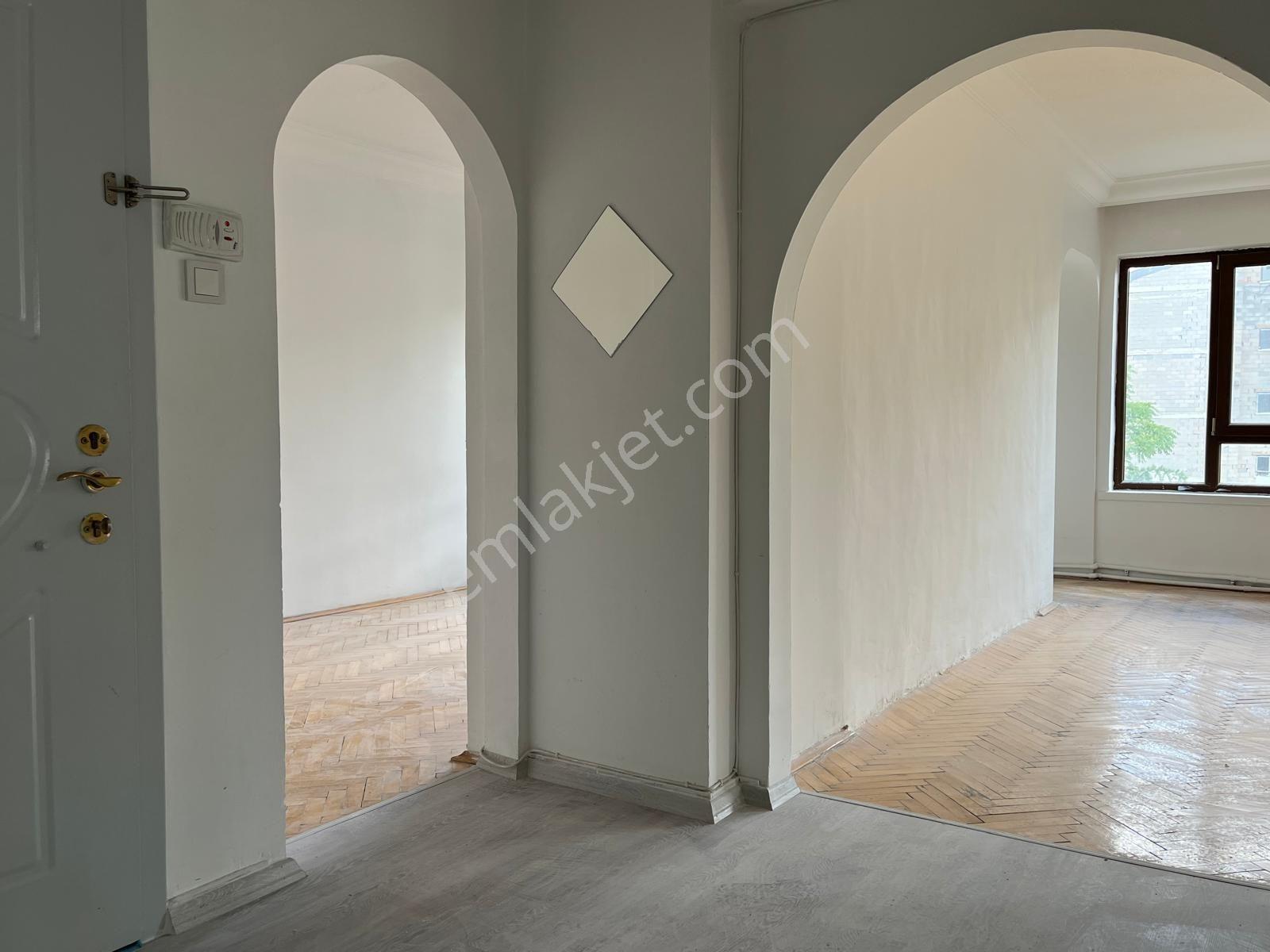 Emek Mahallesi Merkezi Konum 4+1 Kiralık Daire - Görsel 10