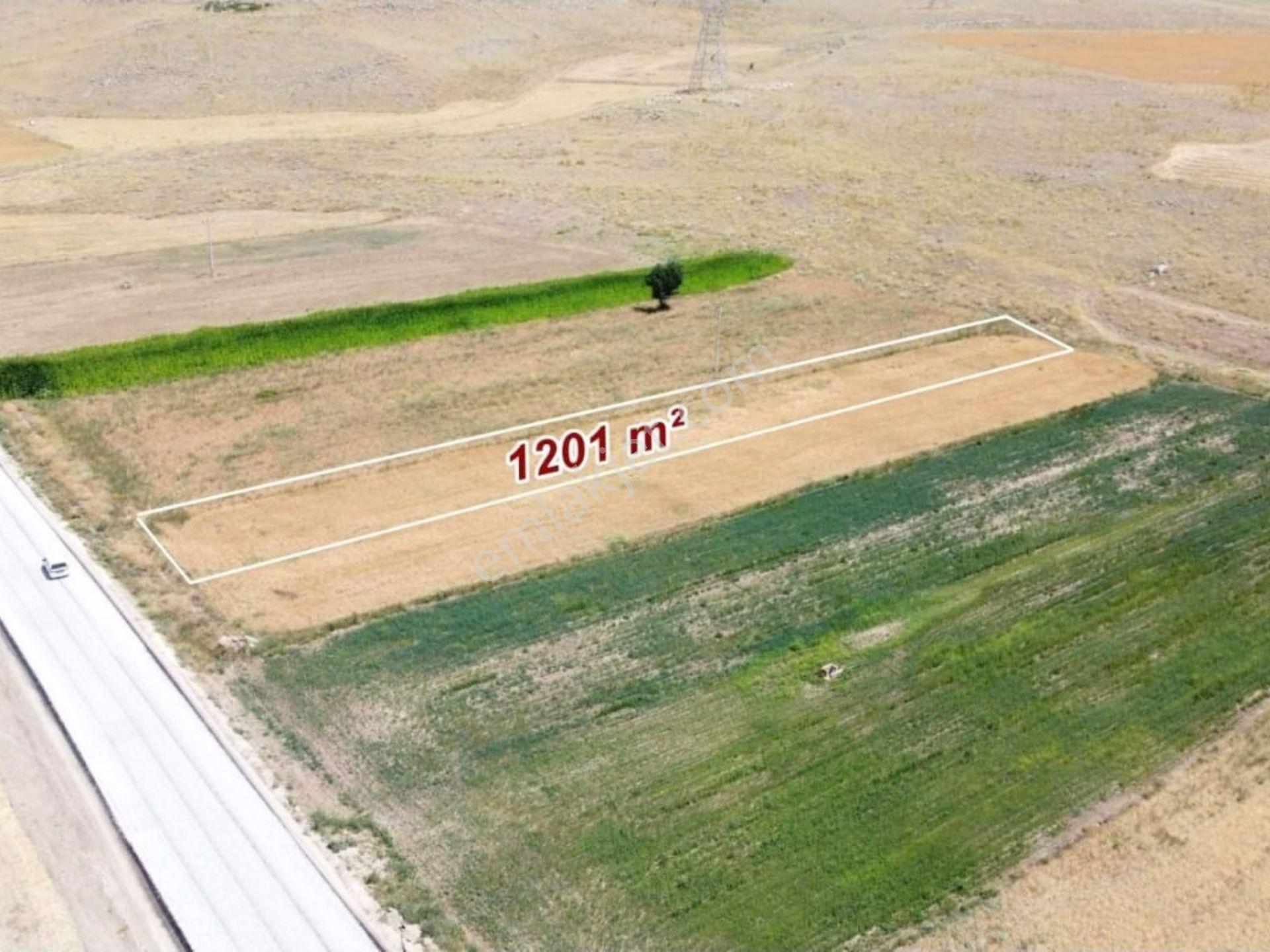 Akören Orhaniye'de 1.201 M² Müstakil Asvalt Yola Sıfır Tarla - Görsel 4
