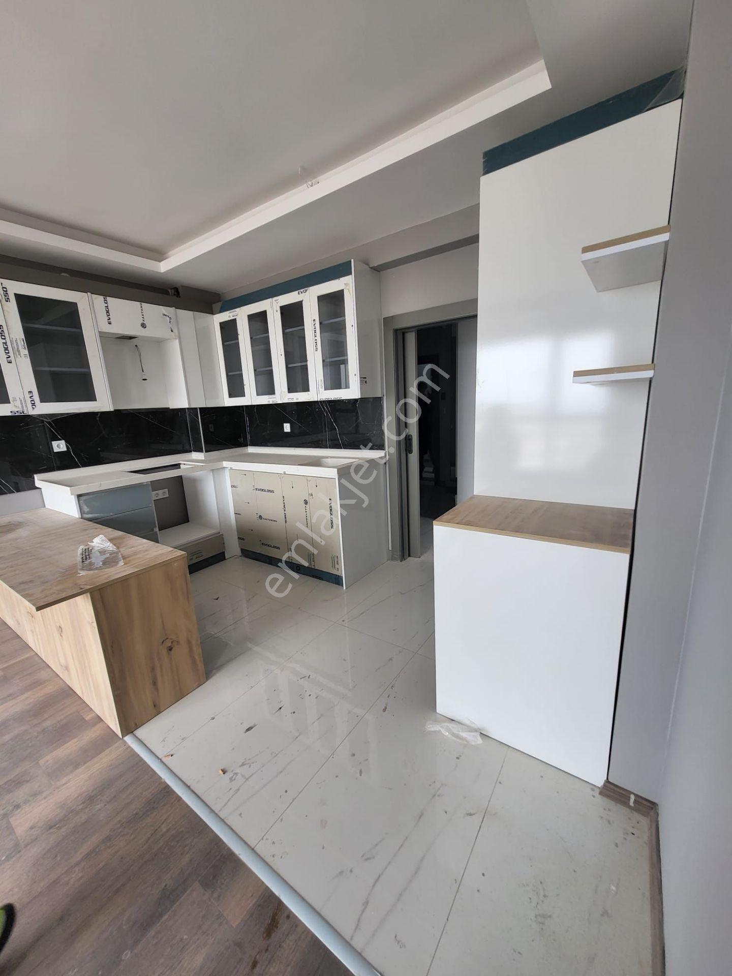 Yapracık Aşağıyurtçu Mah. ║oturuma Hazır Lux 2+1 ║kiralık Daire║boş - Görsel 2