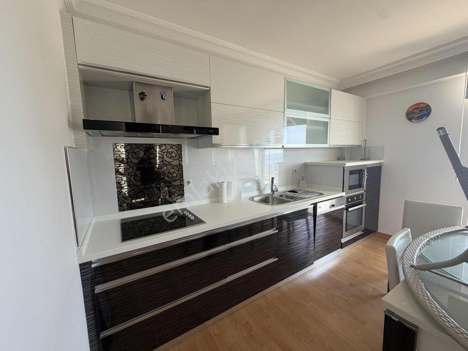 Mahmutlar Deniz Manzaralı 4+1 Dubleks Kısmi Eşyalı Kiralık Daire - Görsel 4