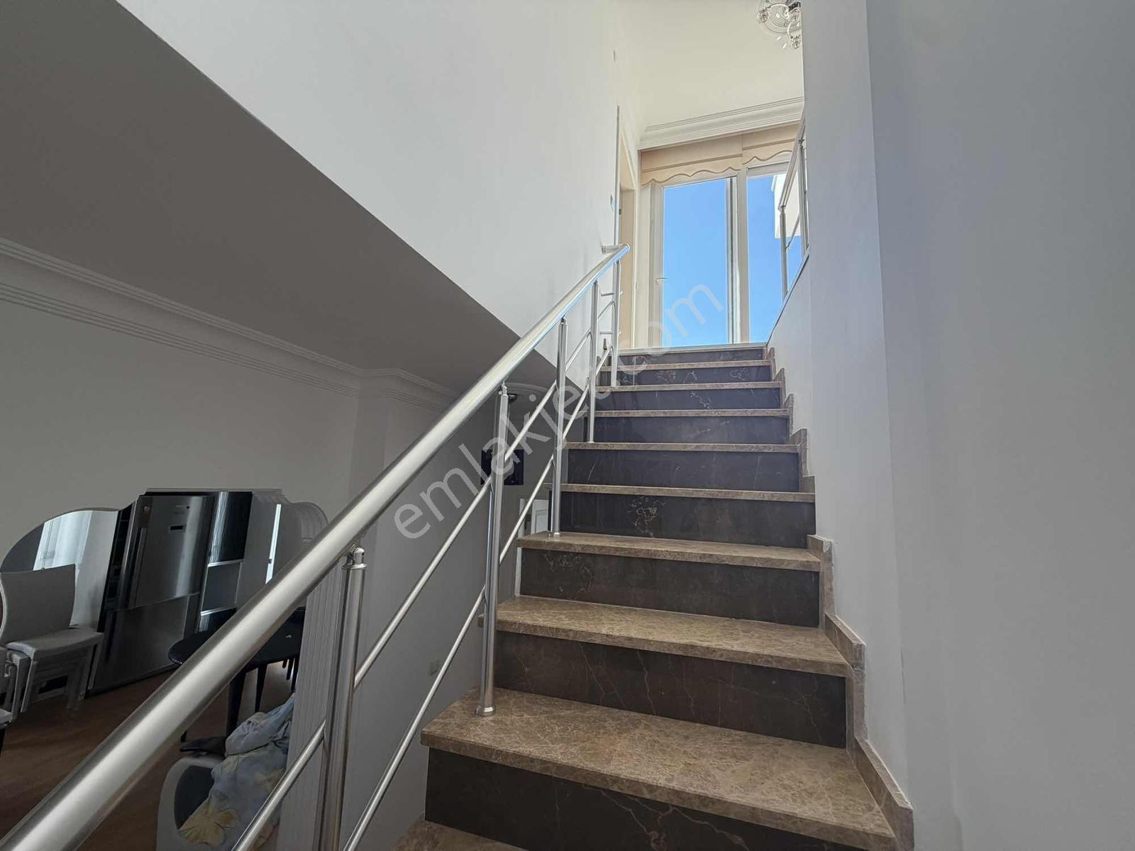 Mahmutlar Deniz Manzaralı 4+1 Dubleks Kısmi Eşyalı Kiralık Daire - Görsel 33