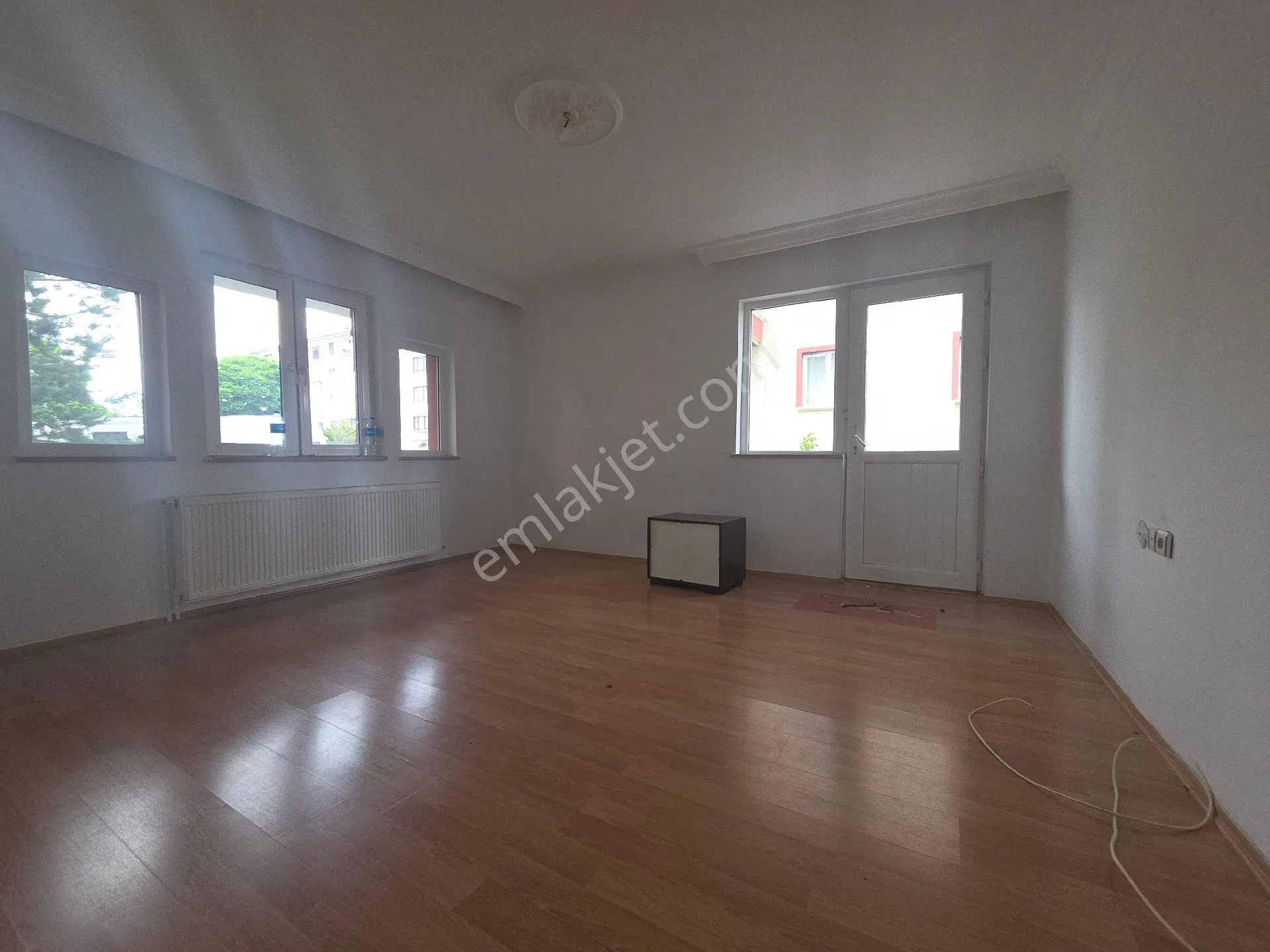 Ankara Keçiören Atapark Ta 2+1 1. Kat Yol Cephe Kiralık Daire