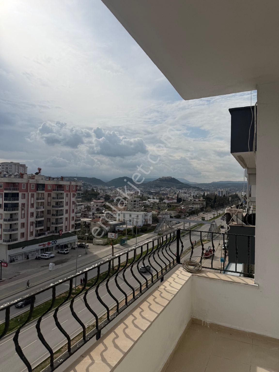 Silifke Taşucu Yolu Üzernde Kiralık 3+1 - Görsel 23