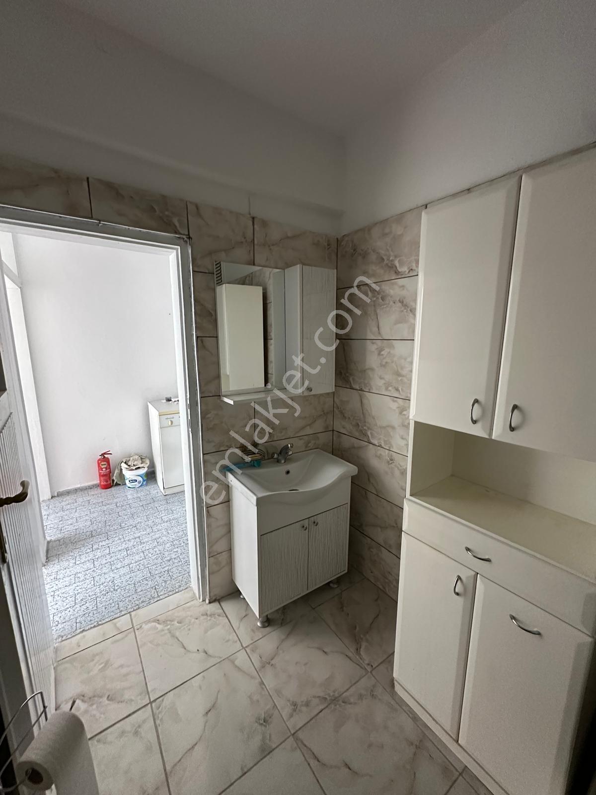 Poyraz'dan Şafak Mah.de 3+1 120m² 4.kat Eşyalı Satılık Daire - Görsel 3
