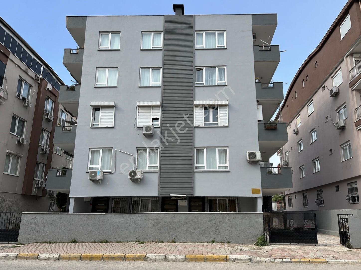 Poyraz'dan Şafak Mah.de 3+1 120m² 4.kat Eşyalı Satılık Daire