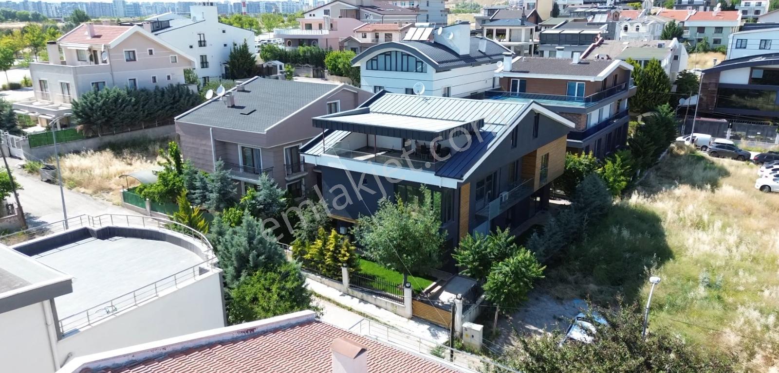 Batıkent Yeni Batı Mh. Full Yapılı Müstakil Villa - Görsel 34