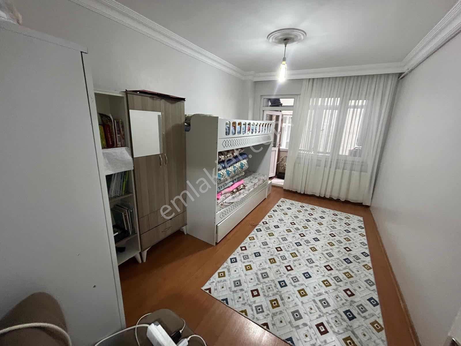 50'yıl Mah'de 2+1 110m2 Merkezi Konumda Emsalsiz Arakat Daire - Görsel 16