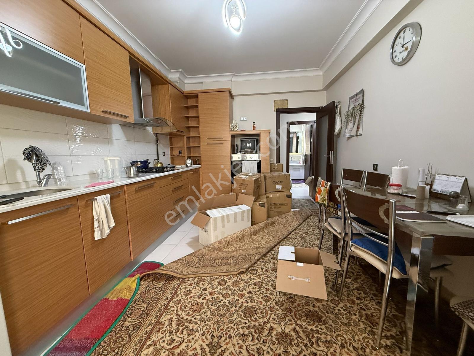 Karatay Ulubatlıhasan Mah.şems Konutları Geniş Kiralık 3+1 Daire - Görsel 3