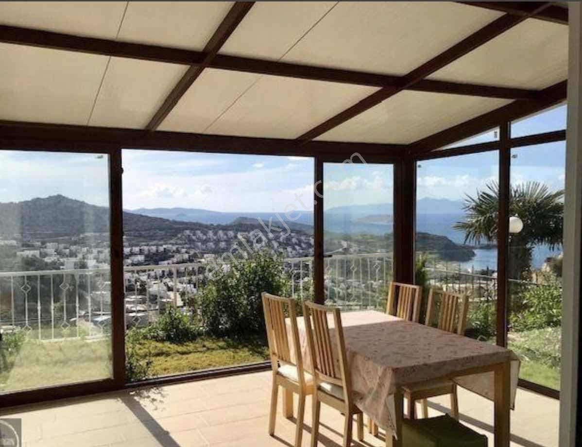 Gümüşlük Yalıkavak Eşsiz Manzaralı Geniş Bahçeli Villa