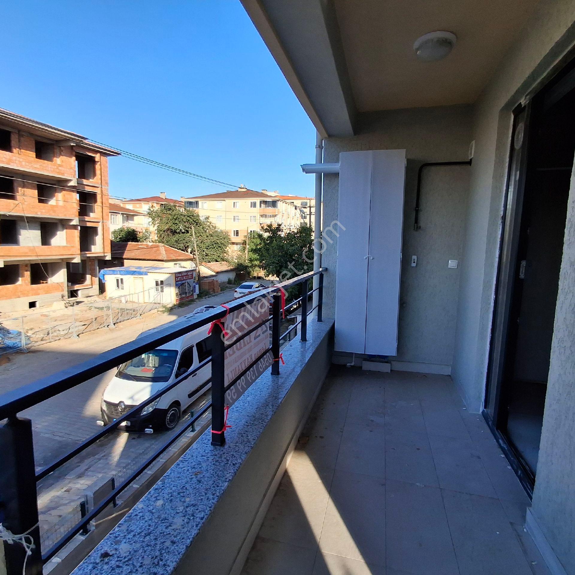 Tekirdağ Muratlı Fatih Mah Mah De Merkezi Konumda Geniş, Aydınlık Sıfır 2+1 2.kat Kiralık Daire.. - Görsel 12
