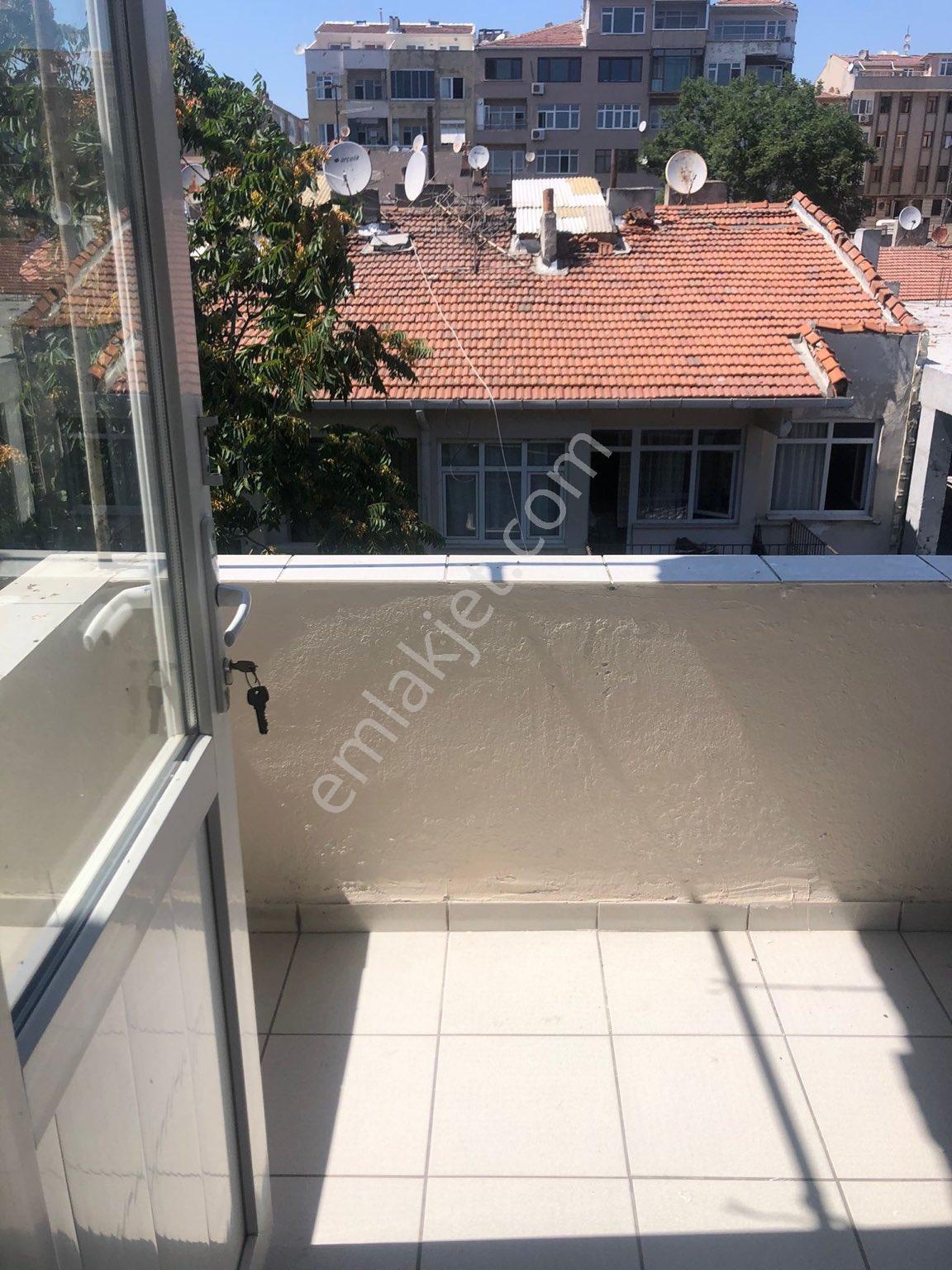 Samatyada Kiralık Daire - Görsel 11
