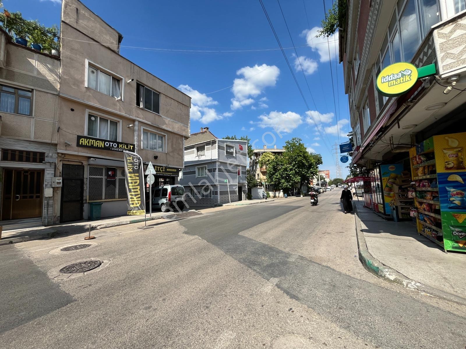 Gülbahçe Mahallesi Gazi Caddesi'nde Ferah 2+1 Kiralık Daire - Görsel 21