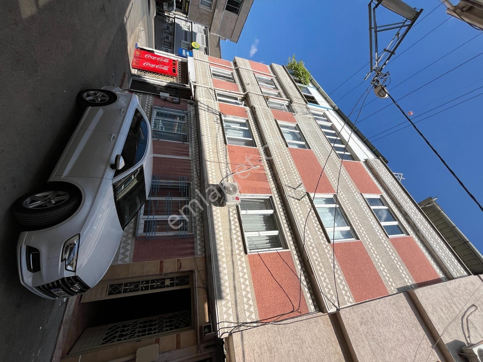 Gülbahçe Mahallesi Gazi Caddesi'nde Ferah 2+1 Kiralık Daire - Görsel 20