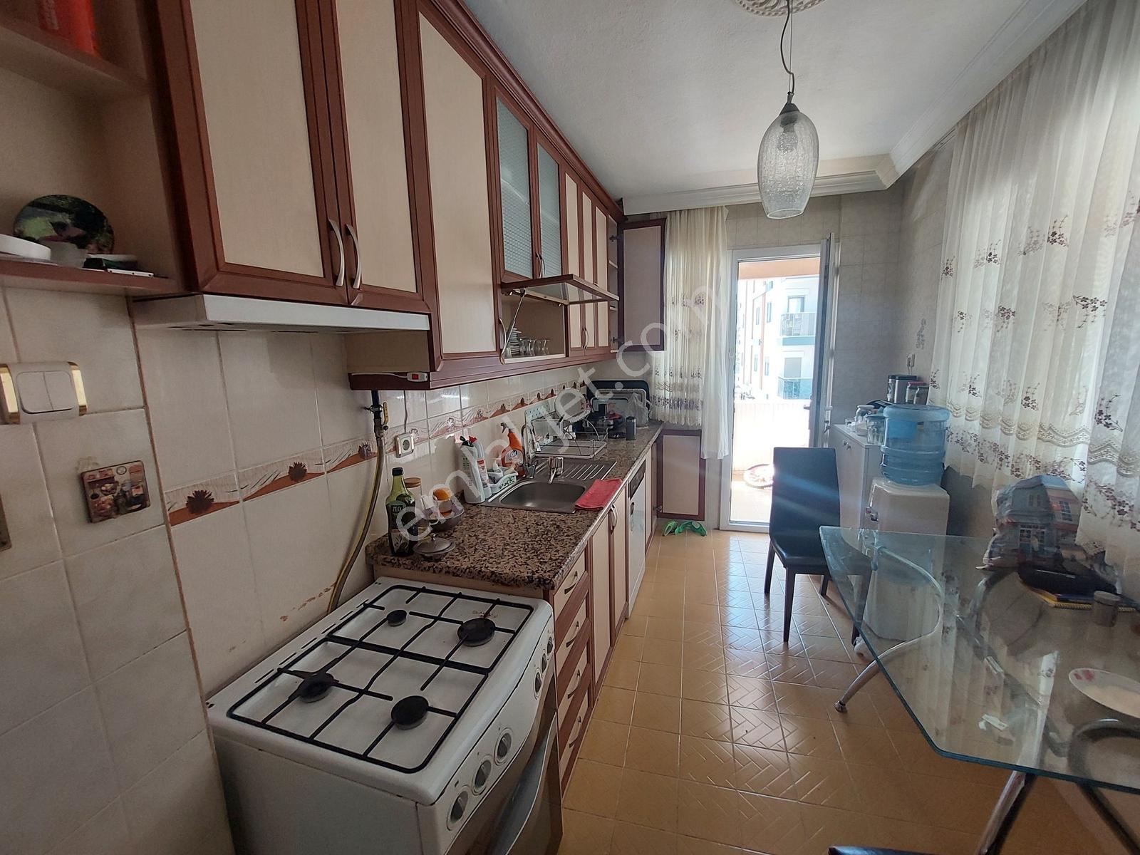 Buca Yıldız Mahallesi D.gazlı 140m2 Arakat 3+1 Daire - Görsel 7