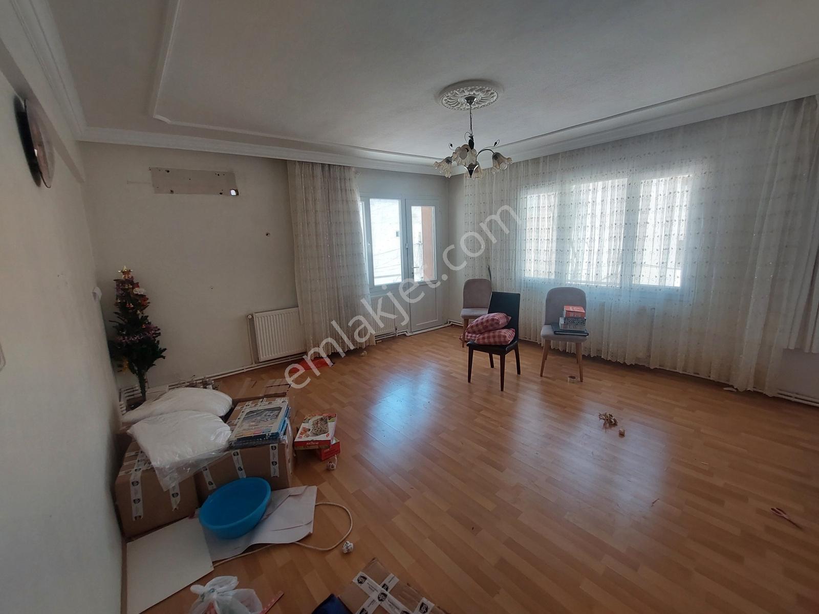 Buca Yıldız Mahallesi D.gazlı 140m2 Arakat 3+1 Daire - Görsel 22