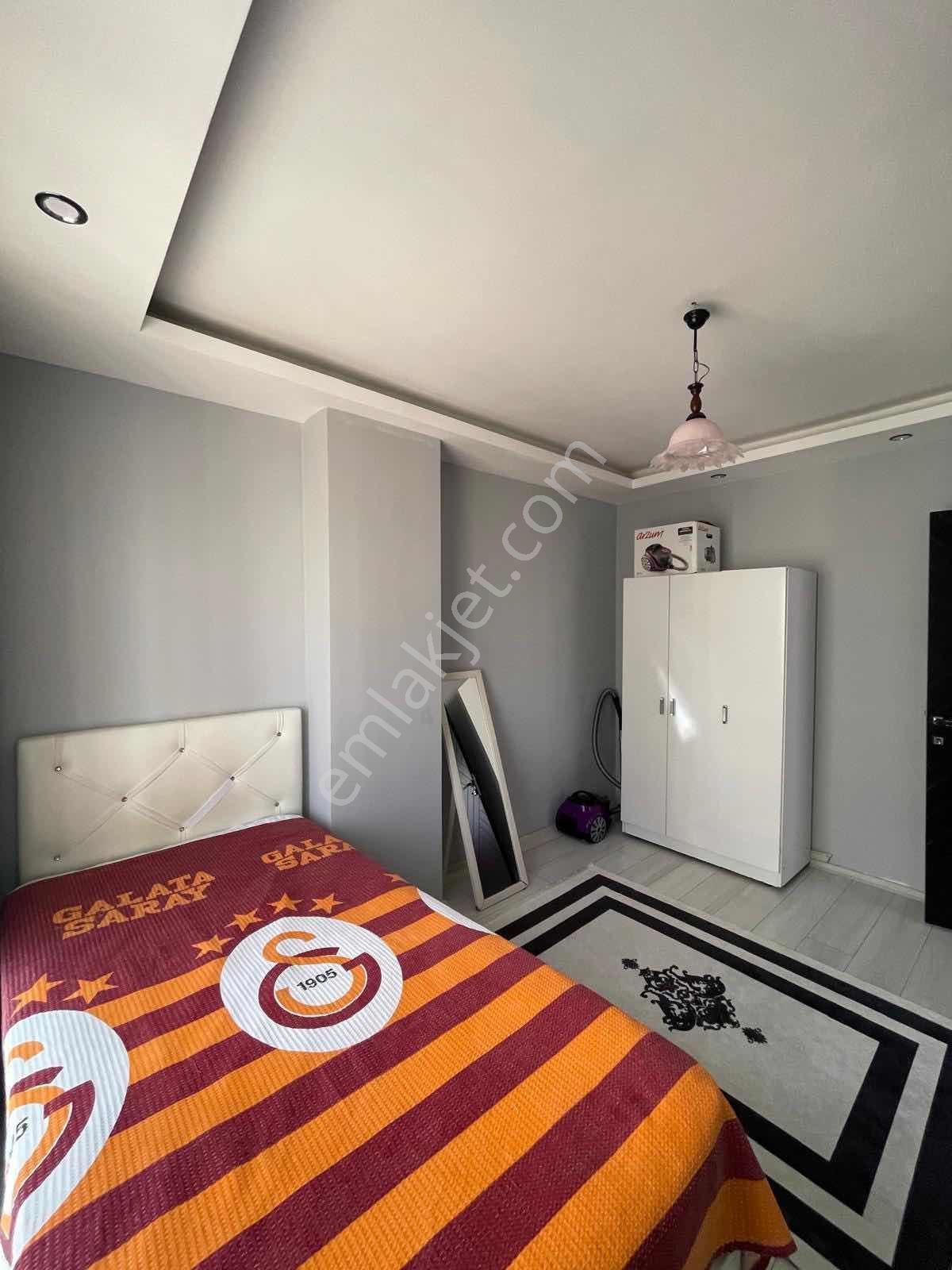 Carkıpare'de Stadyum Karsısı Esyalı Balkonlu 1+1 - Görsel 6