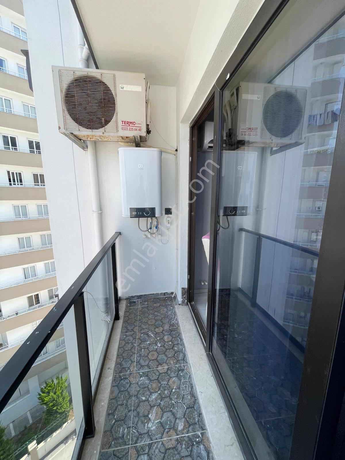 Carkıpare'de Stadyum Karsısı Esyalı Balkonlu 1+1 - Görsel 21