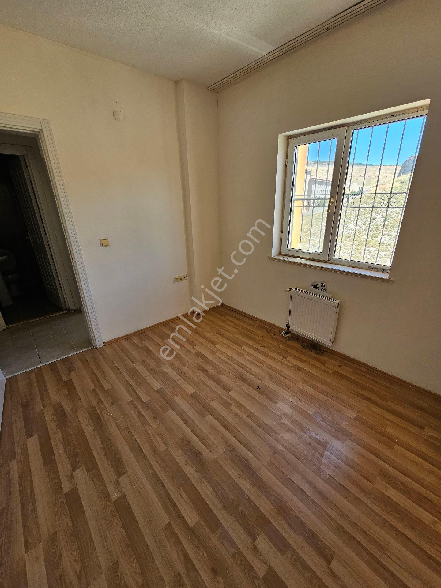 Jandarma Alayı Yanı Üniversite Civarı 2+1 Kiralık Toki Dairesi - Görsel 10