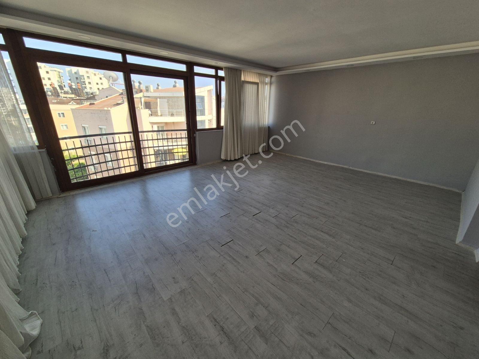 Konyaaltı Hurmada Havuzlu Kombili 4+1 Eşyalı Daire - Görsel 13