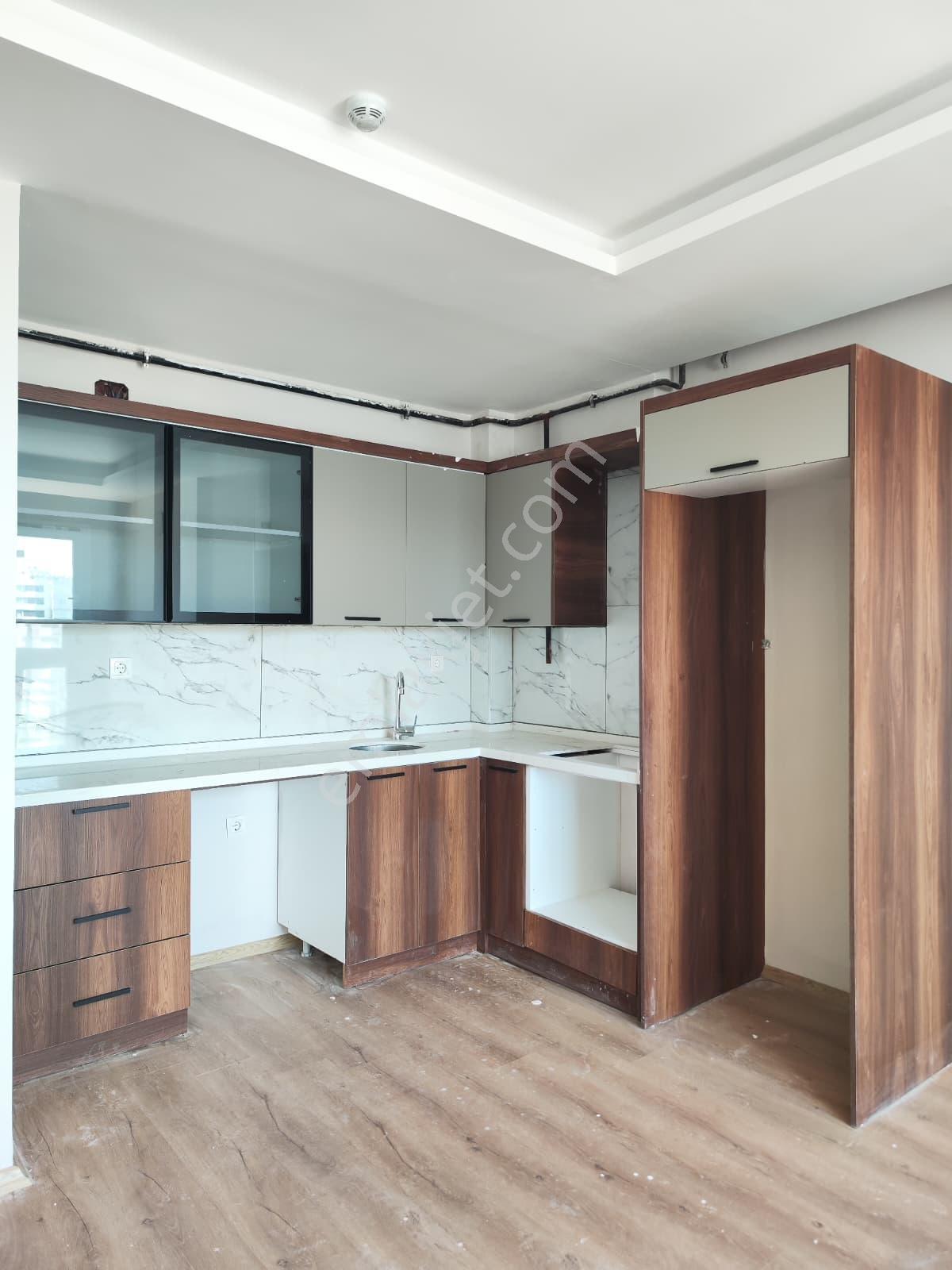 Thor'dan Mezitli'de Emerald Platınum Sitesinde 2+1 Kiralık Daire - Görsel 12