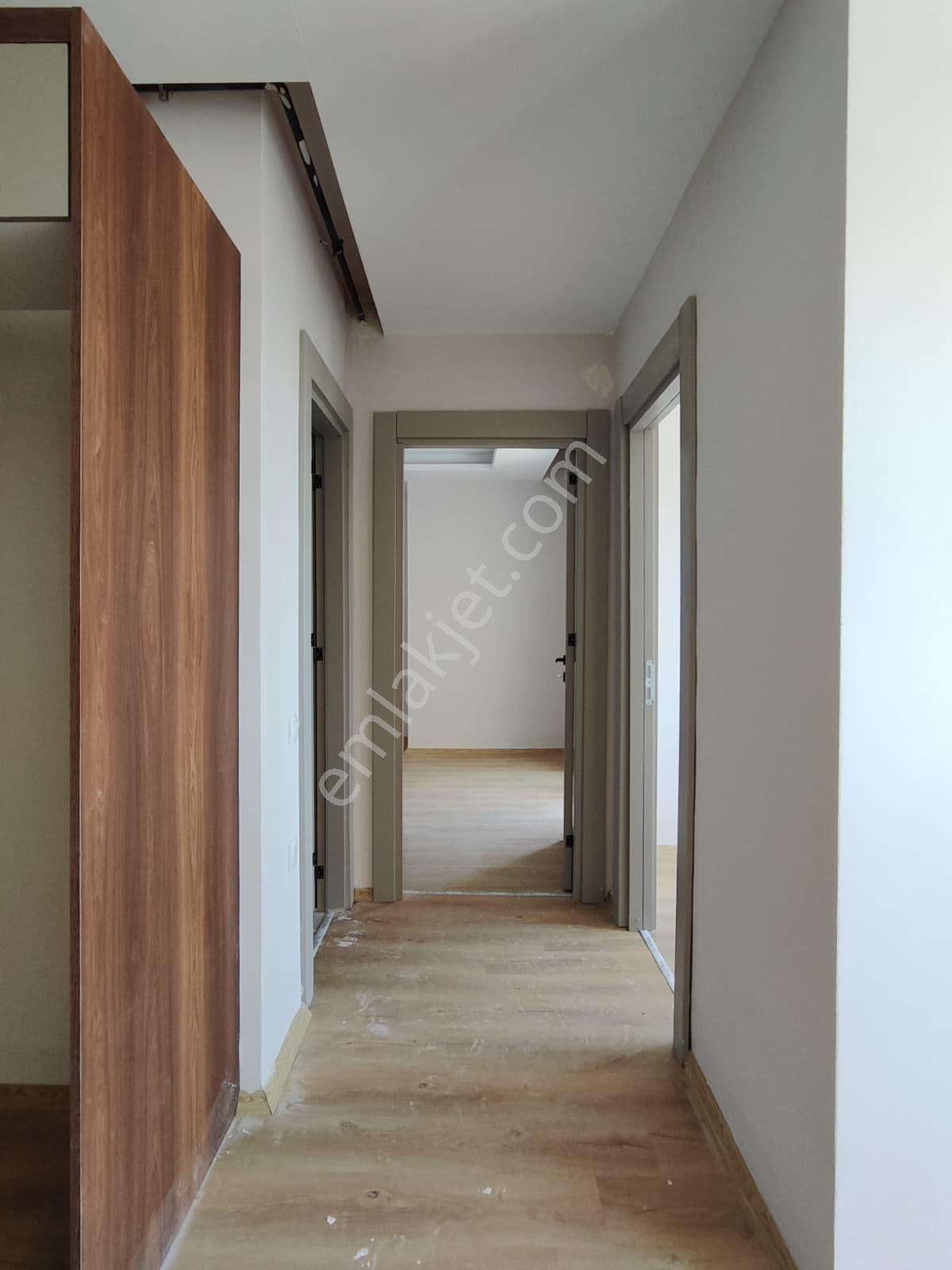 Thor'dan Mezitli'de Emerald Platınum Sitesinde 2+1 Kiralık Daire - Görsel 3