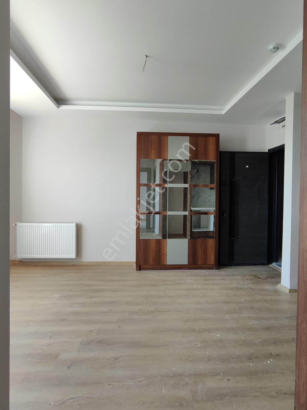Thor'dan Mezitli'de Emerald Platınum Sitesinde 2+1 Kiralık Daire - Görsel 9