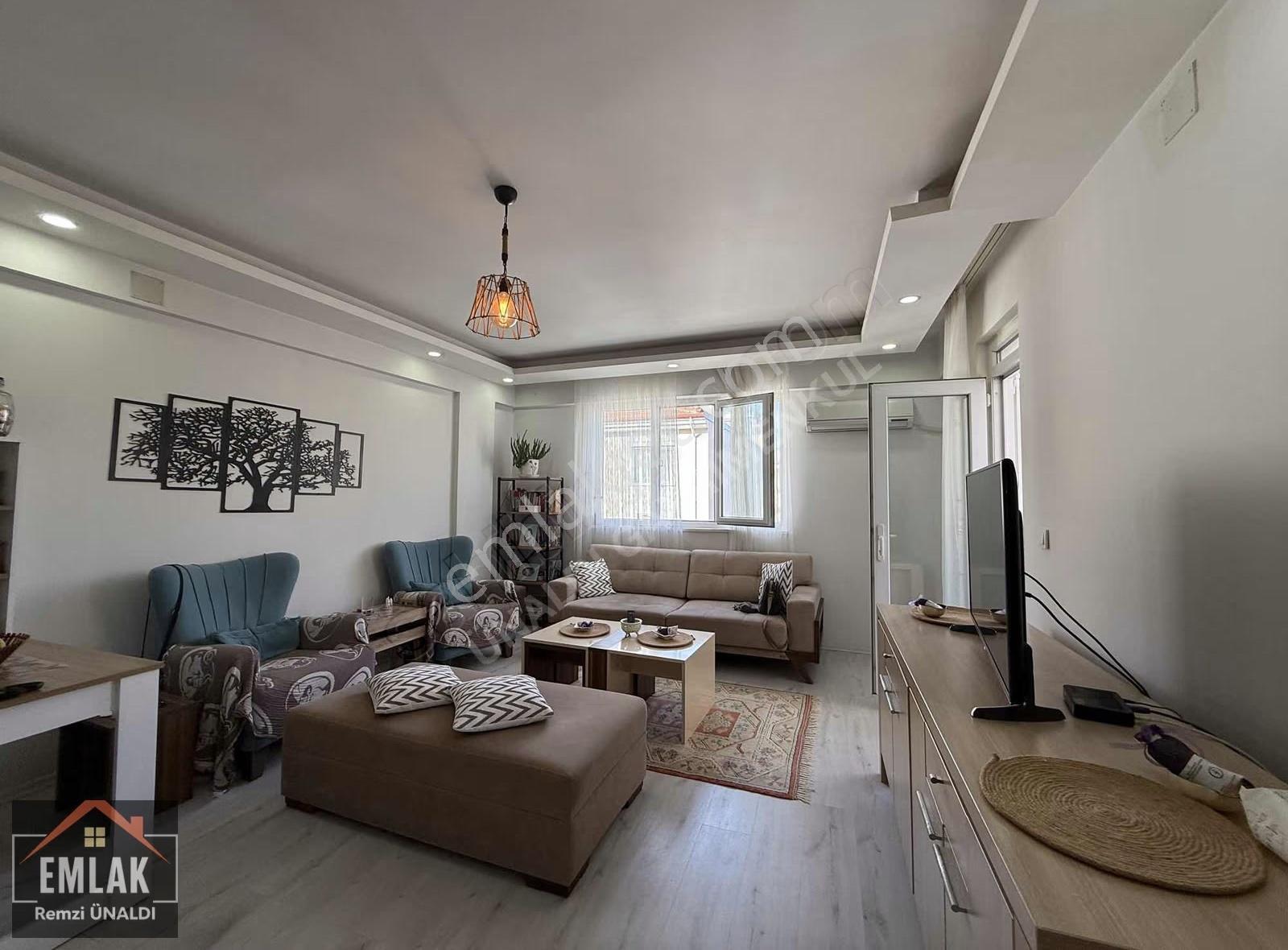 Asansörlü Çarşı Merkezde Satılık Dubleks Daire - Görsel 2