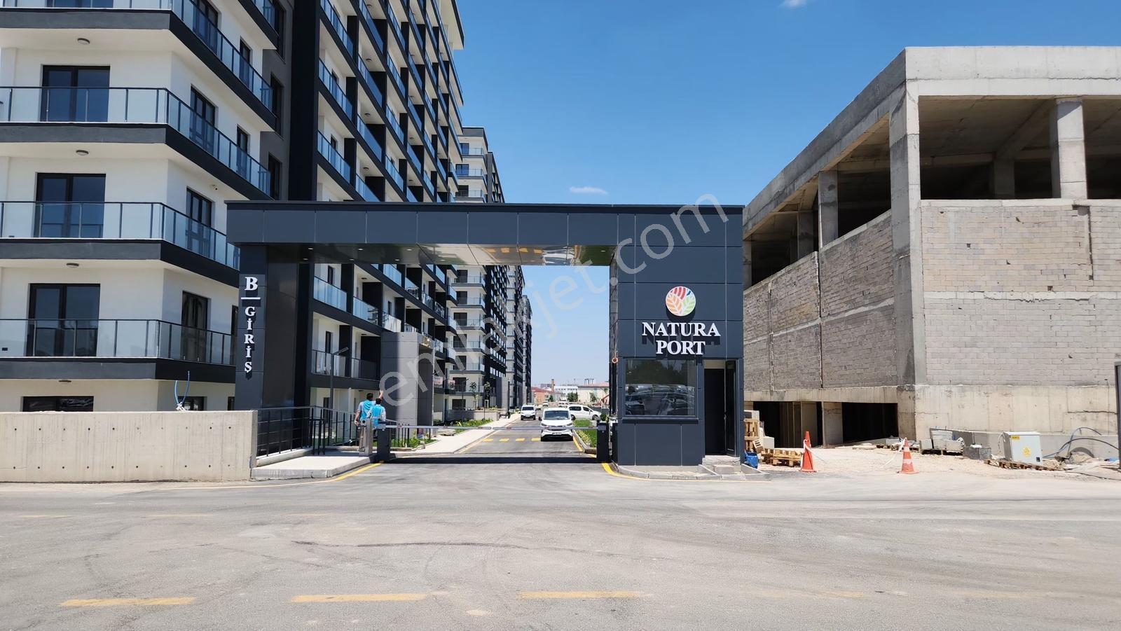 Natura Port'ta Kiralık 1+1 Sıfır Lüks Daire