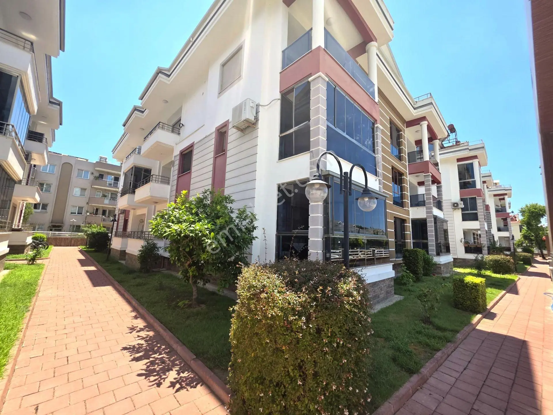 Goldhouse Dan Satılık Daire Babataşı Mah. Sitede İçinde 2+1