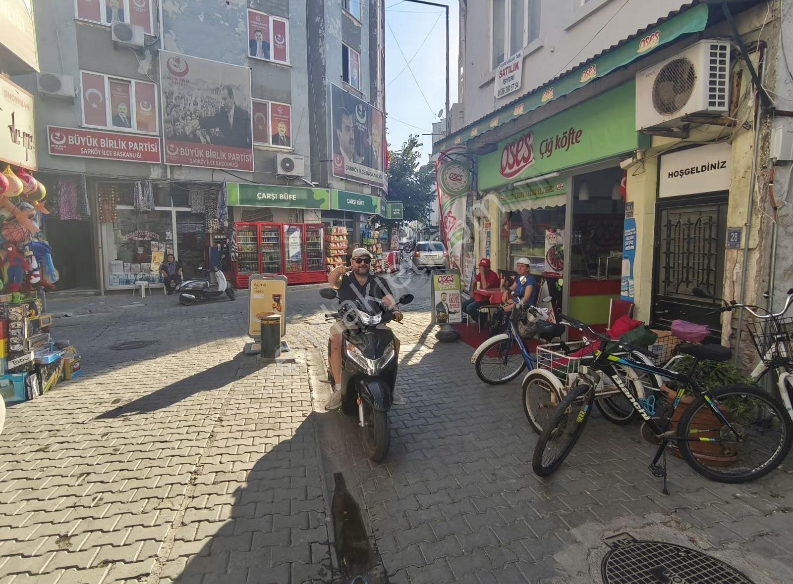 Duru Emlaktan Çarşı Merkez De 3 Katlı Bahçeli Teraslı - Görsel 5