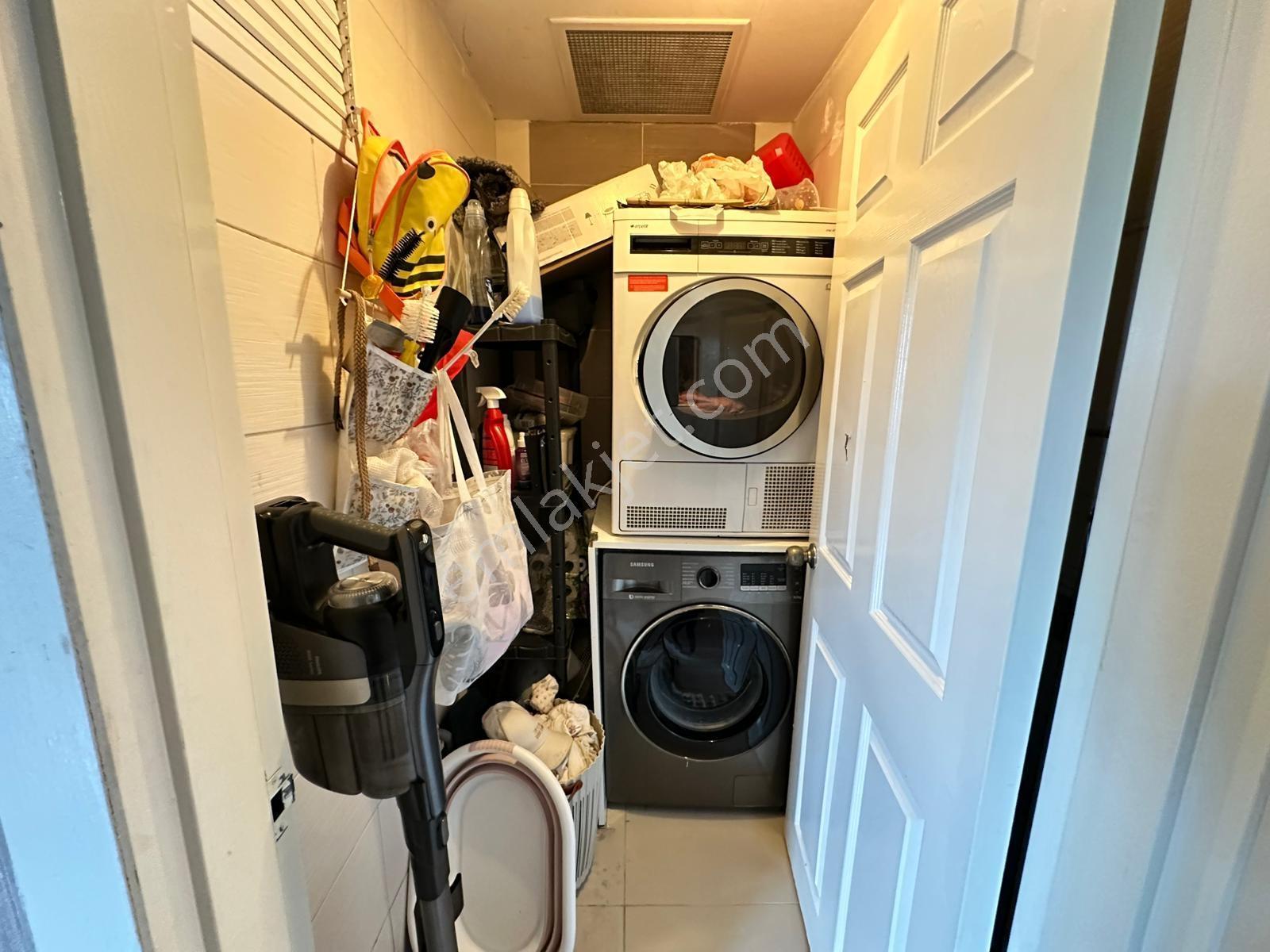 Bahçeşehir Armina Evleri Havuzlu Otoparklı Satılık 2+1 Daire - Görsel 8