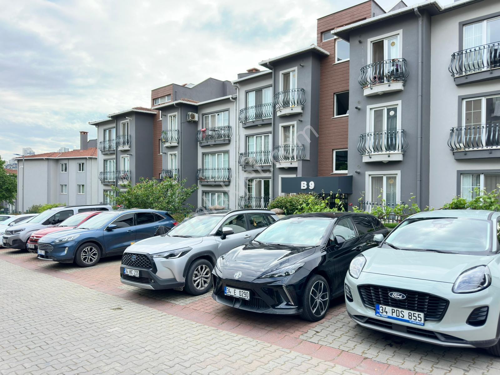 Bahçeşehir Armina Evleri Havuzlu Otoparklı Satılık 2+1 Daire - Görsel 22