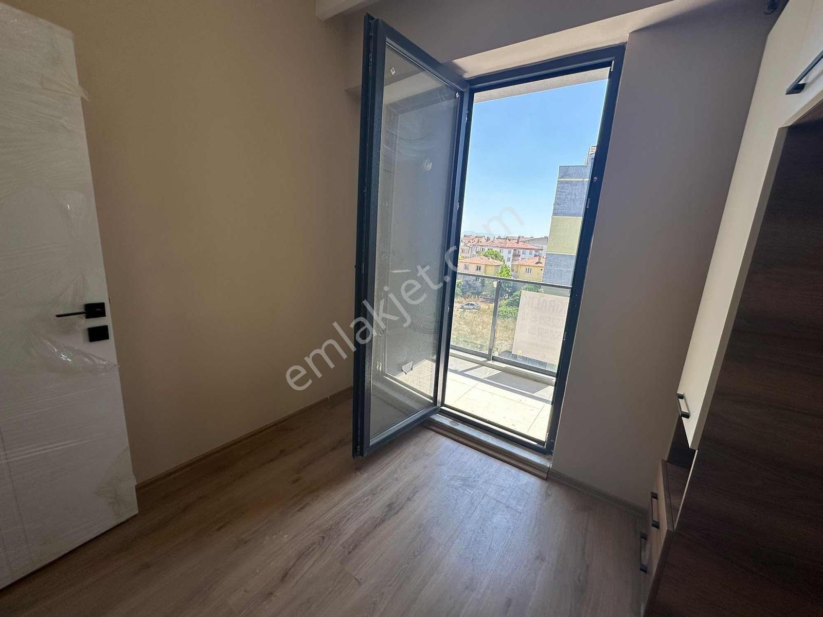 Tekin'den Görüklede Sıfır Binada Sıfır Eşyalı Kiralık Daire - Görsel 12