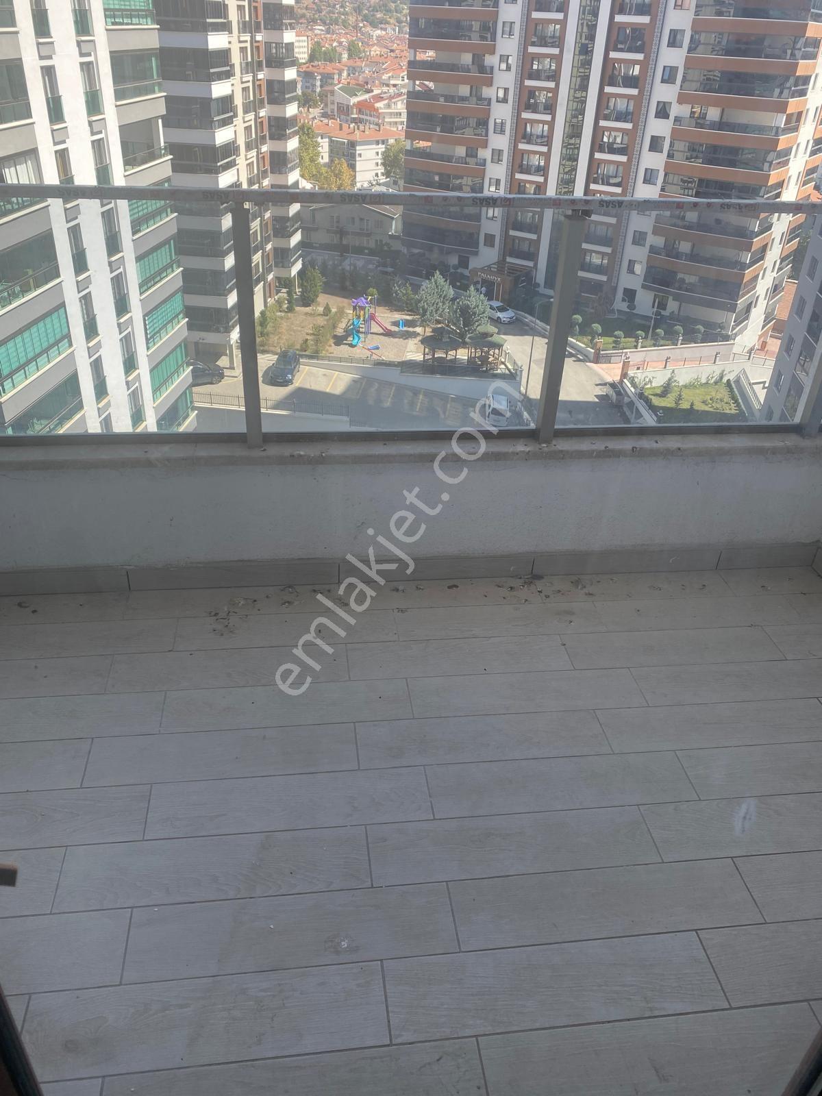 Cengiz Topel'de Cd. Üzeri Kızılay Yakını 4+1 160 M2 Daire_!! - Görsel 11
