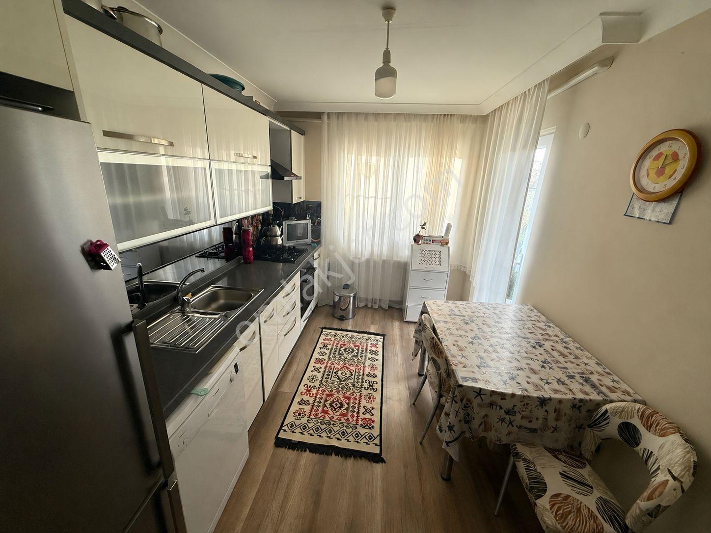 Yükselden Altınkumda Ayrı Mutfaklı Arakat Doğalgazlı 2+1 Daire - Görsel 2