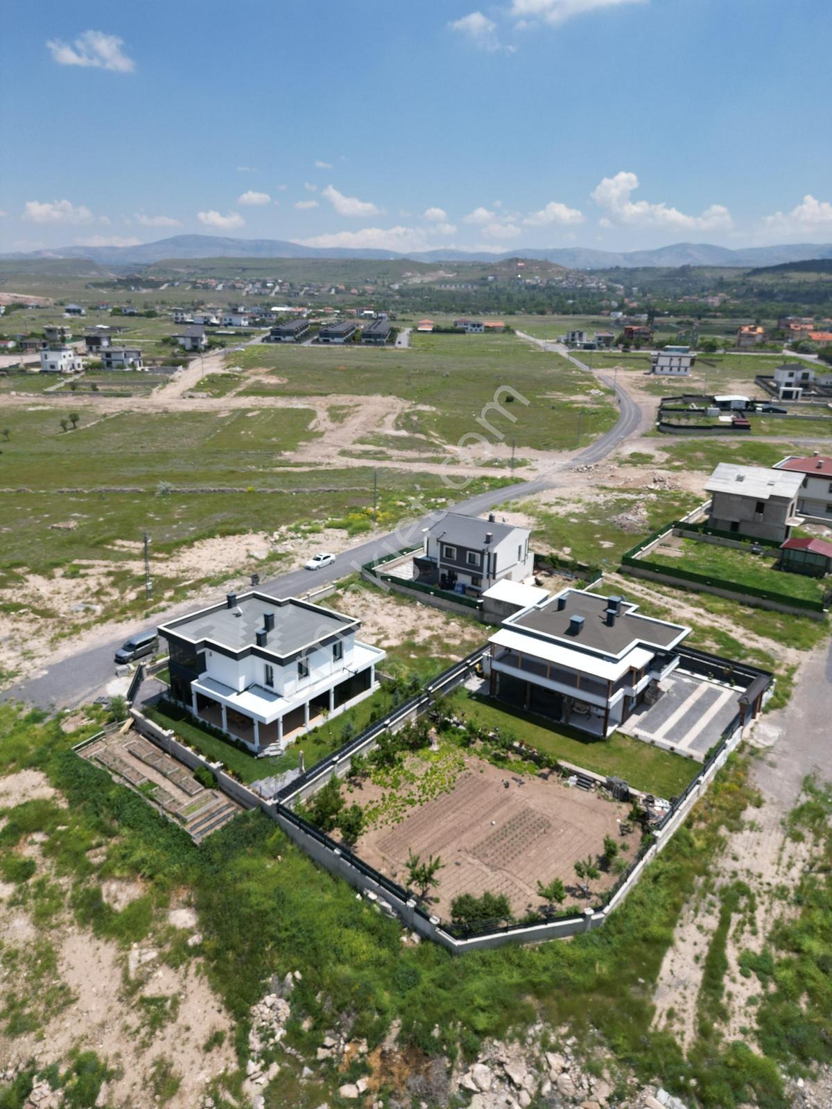 Acil..! İldem'e Yürüme Mesafesinde 432 M²duvarları Yapılı Parsel - Görsel 5