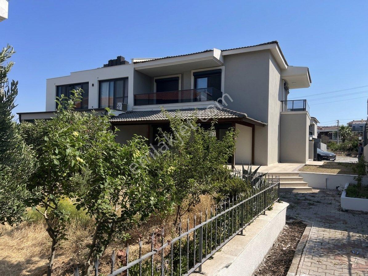 Çeşme Dalyan Ali Bostan Plajına Yakın Satılık Villa