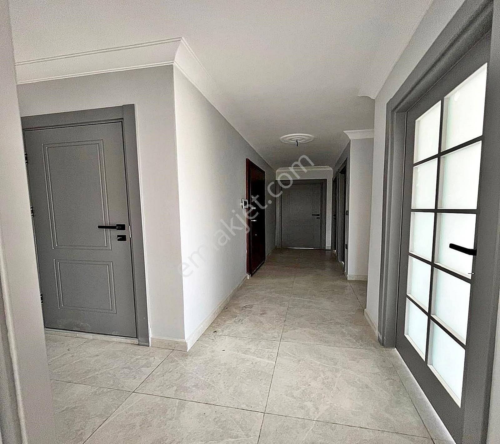 Butik Site İçinde Geniş Balkonlu Lüks 3+1 Satılık Daire - Görsel 13