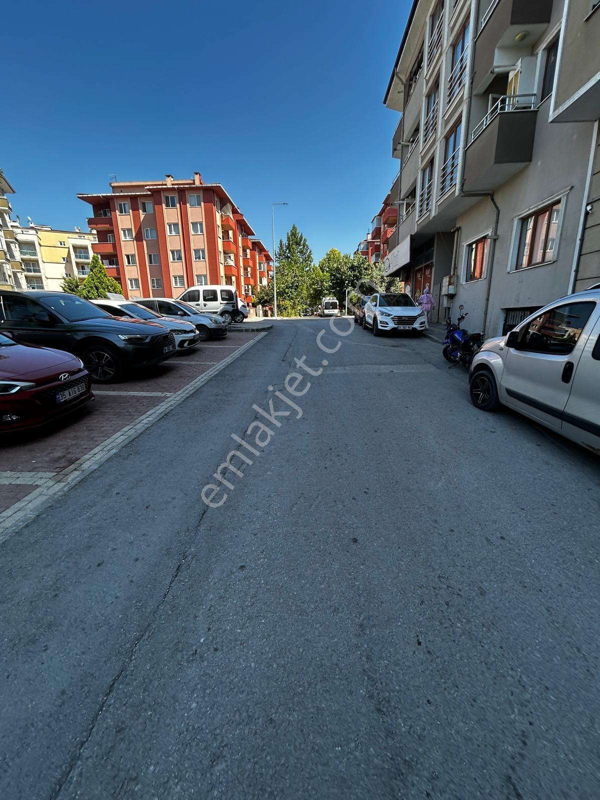 Tam Merkez'de Satılık 1+1 Ayrımutfaklı Eşyalı Daire - Görsel 9