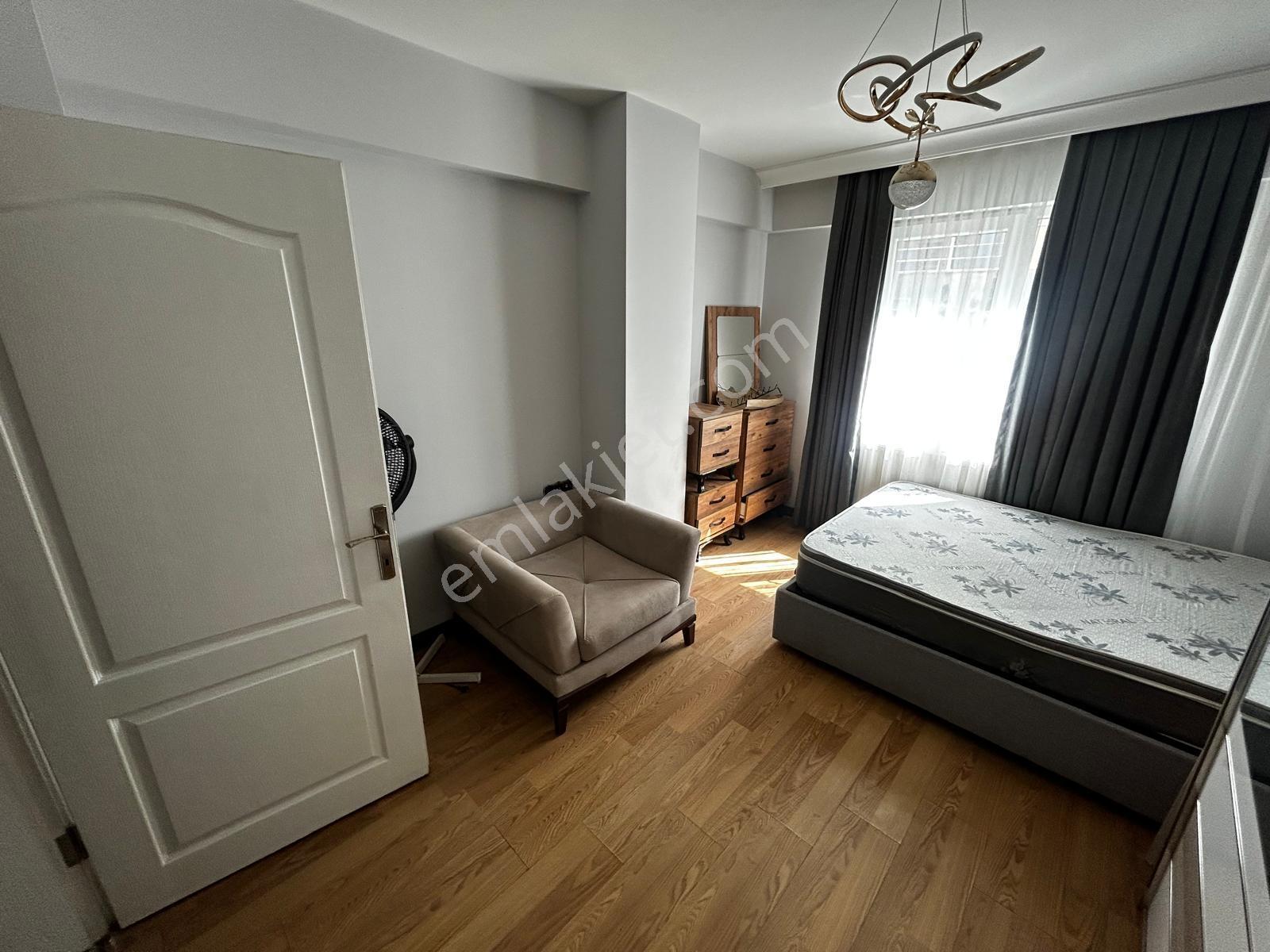 Tam Merkez'de Satılık 1+1 Ayrımutfaklı Eşyalı Daire - Görsel 18
