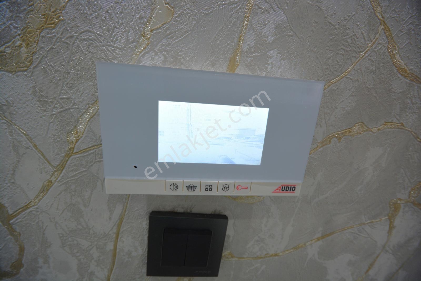 Satılık 160 M2 Eşyalı Özel Yapılmış Dekorlu 6+1 İki Tane Daire - Görsel 6