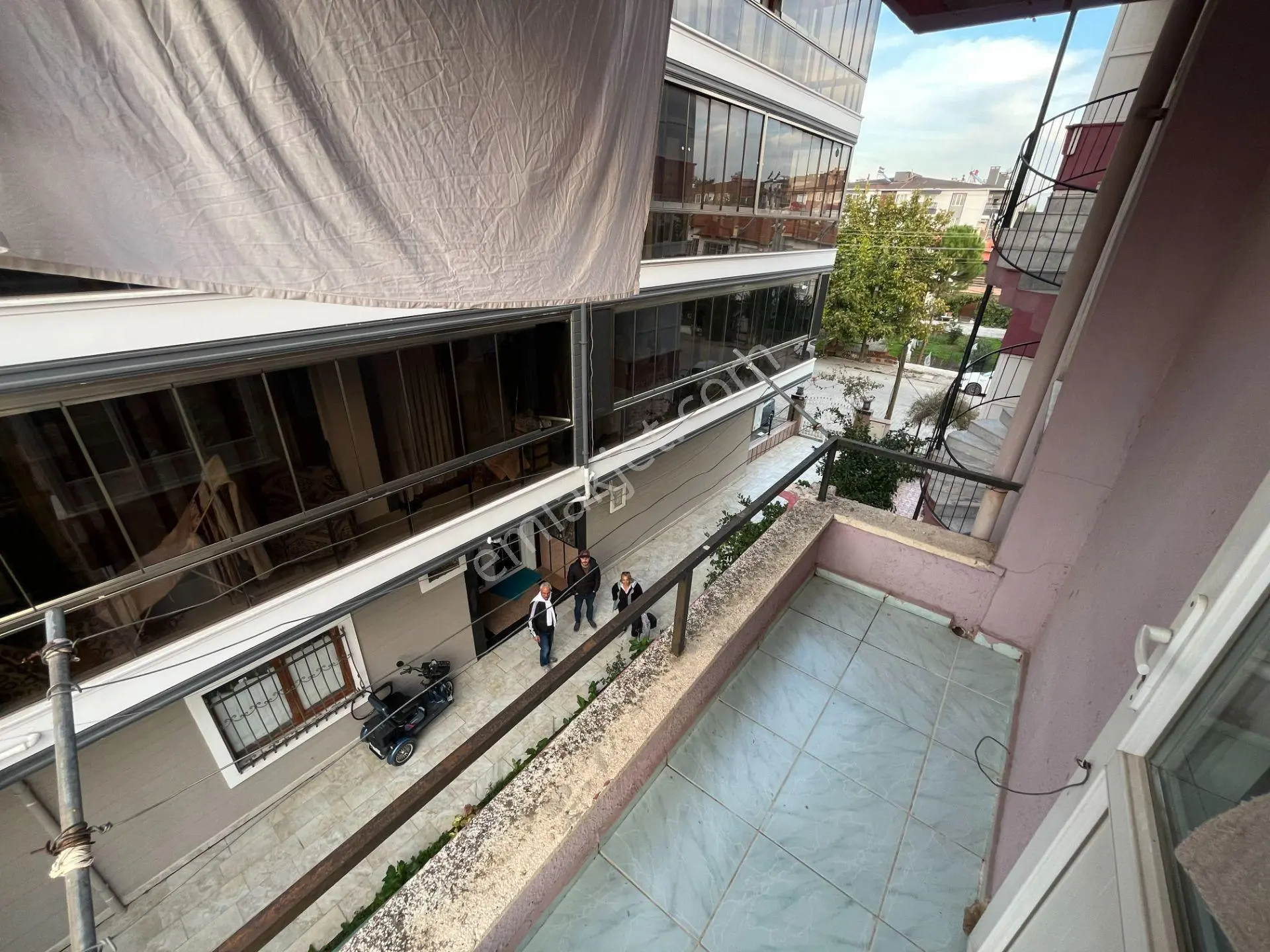 Güç'ten Akçay'da Ege Kafe Mevkii Denize Yakın Full Eşyalı Arakat 2+1 Satılık Daire - Görsel 30