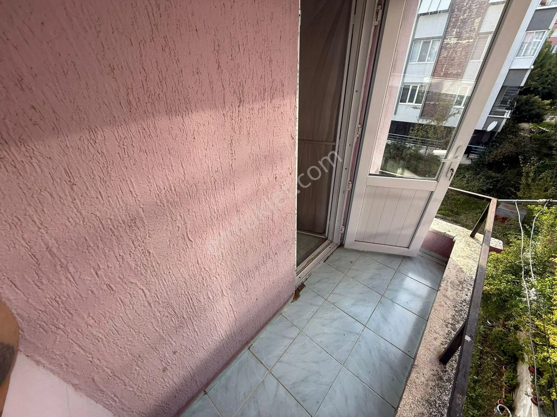 Güç'ten Akçay'da Ege Kafe Mevkii Denize Yakın Full Eşyalı Arakat 2+1 Satılık Daire - Görsel 9