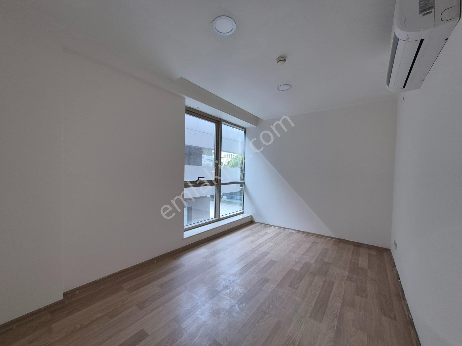 Barınaklar Bulvarı'nda Cadde Üzeri Kiralık Ofis & Büro - Görsel 5