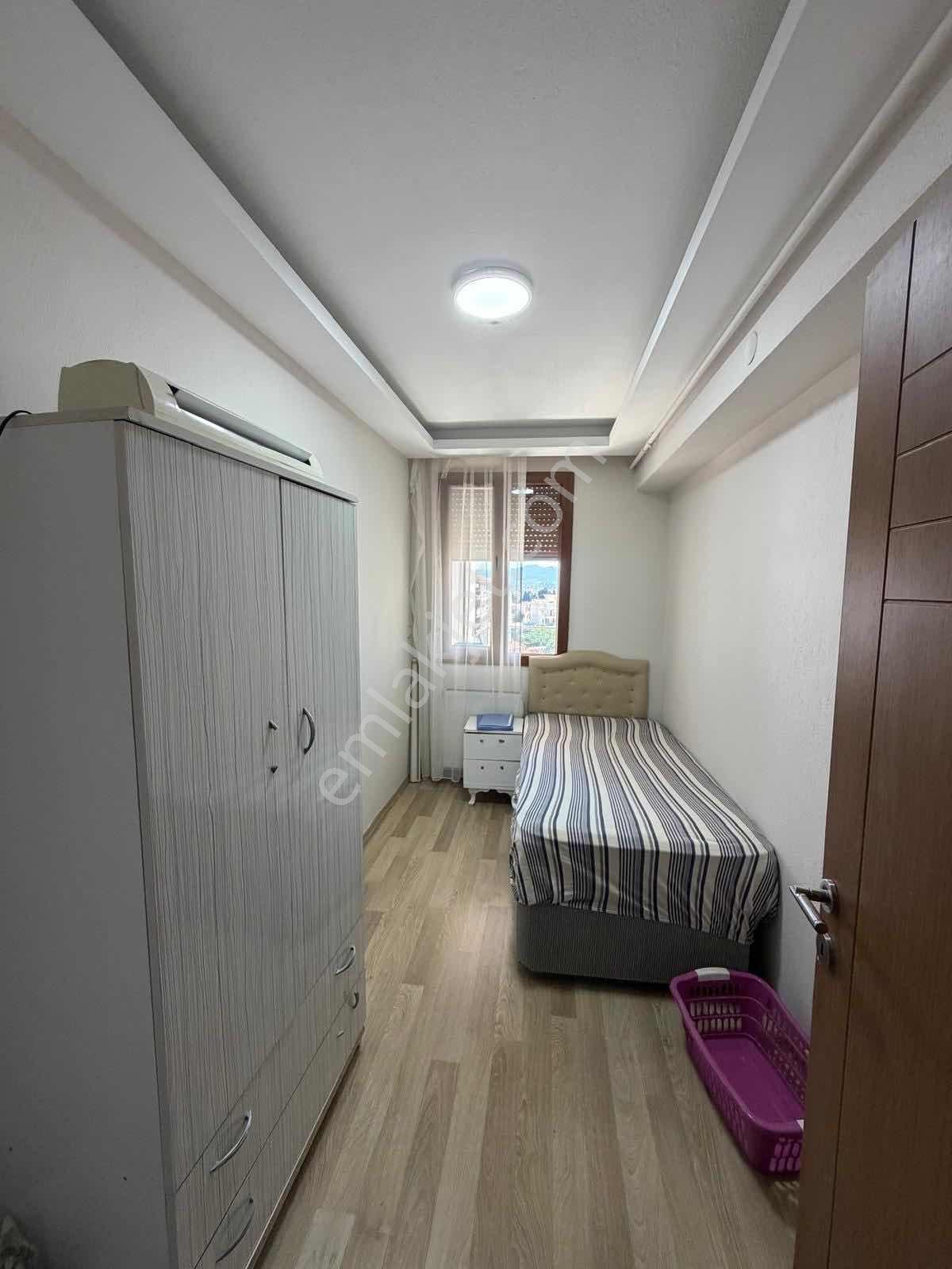 Buca Adatepe Mahallesinde Kiralık 2+1 Doğalgazlı Arakat Yeni Ev - Görsel 16